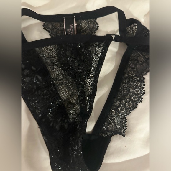 Victoria’s Secret Lace Panties Set, Black (S) & Pink (XS), Brand New - Picture 3 of 7